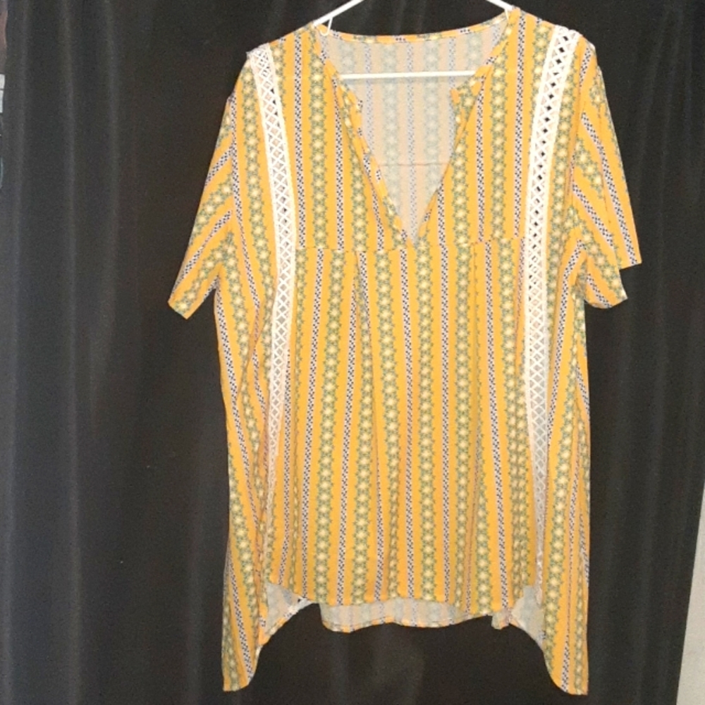 Women's Top, 1x, Yellow Lace Embroidered Floral Striped Print